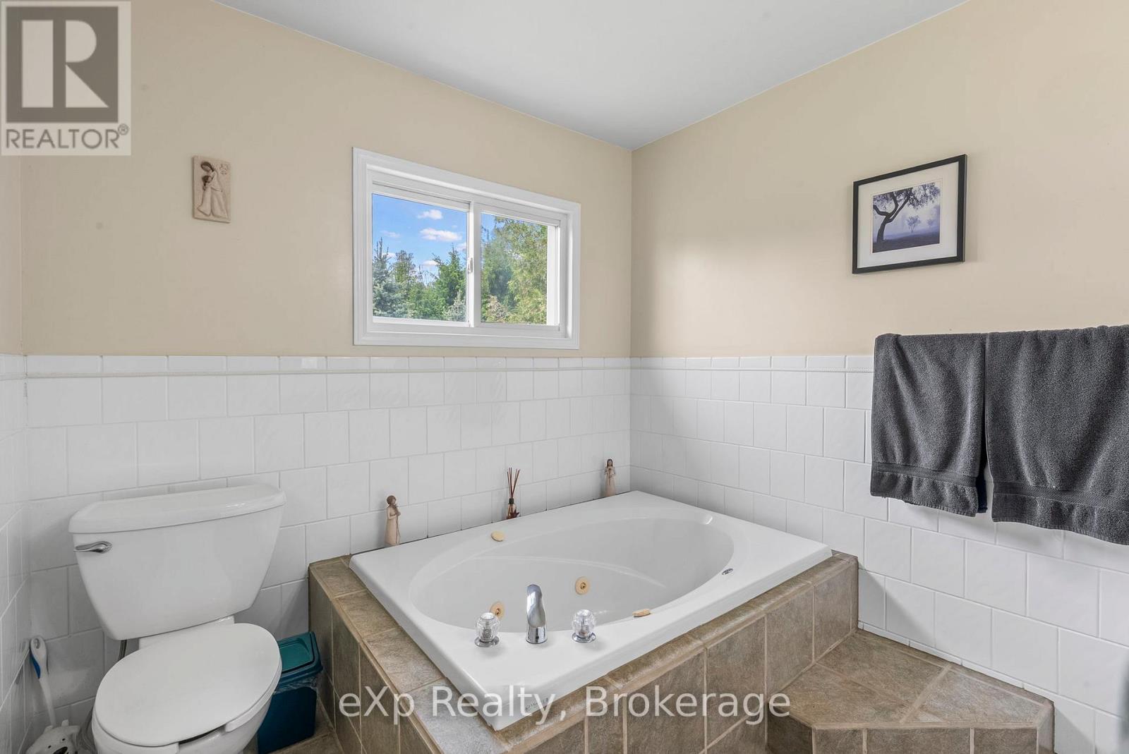 314839 Highway 6, West Grey, Ontario  N0G 1R0 - Photo 29 - X12318961