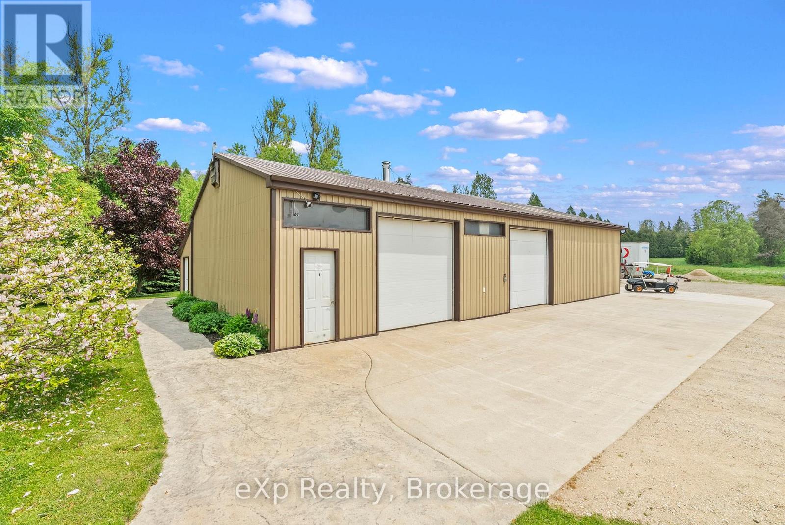 314839 Highway 6, West Grey, Ontario  N0G 1R0 - Photo 4 - X12318961
