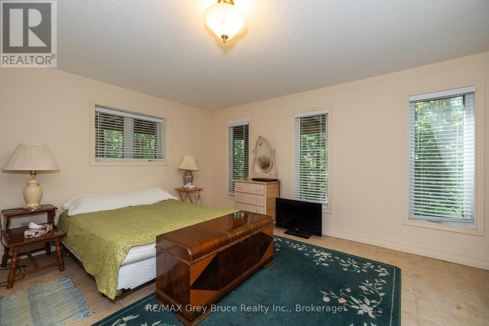 216152 Concession 4 Road, Chatsworth, Ontario  N0H 1G0 - Photo 18 - X12319004