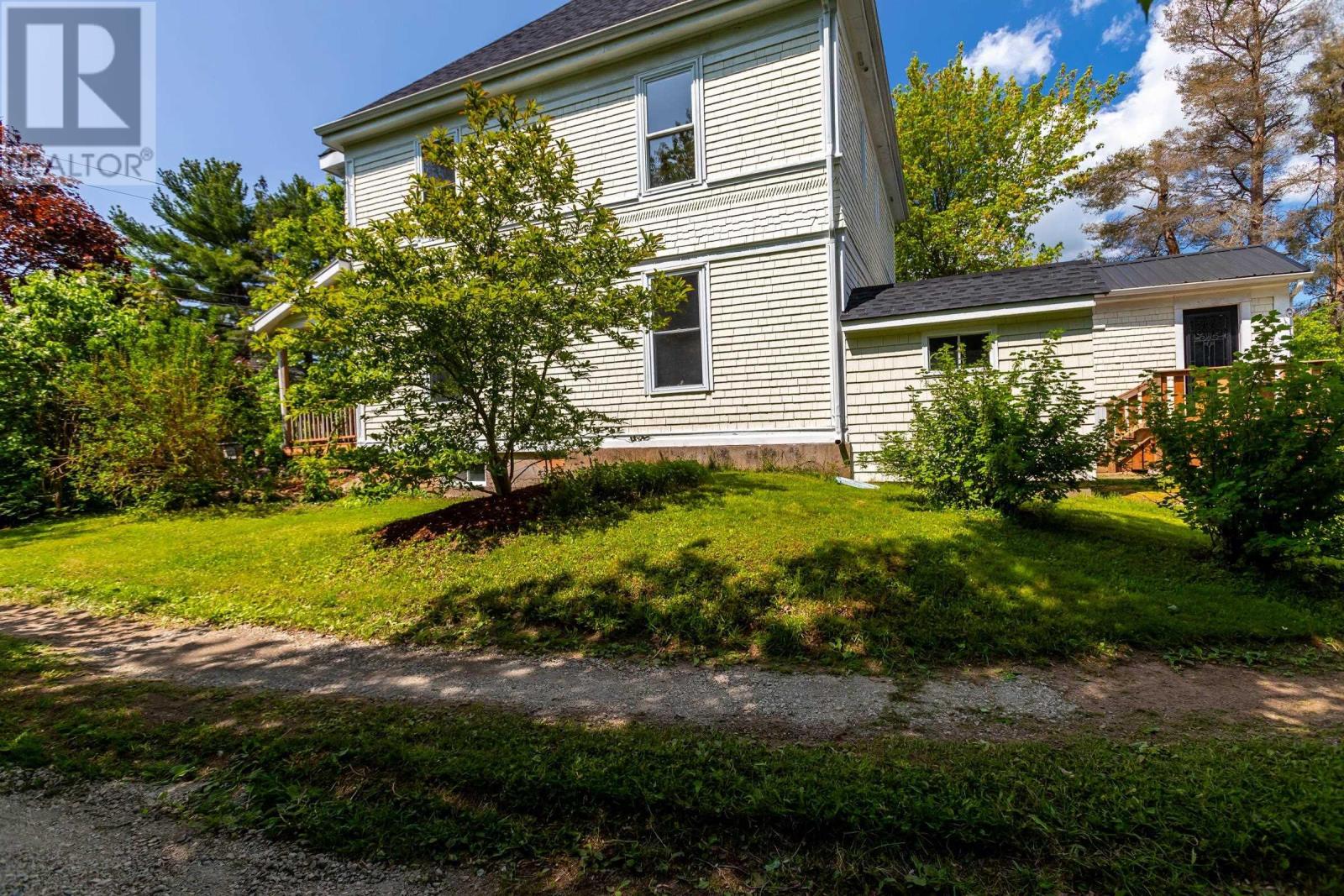 669 Main Street, Lawrencetown, Nova Scotia  B0S 1M0 - Photo 7 - 202513364