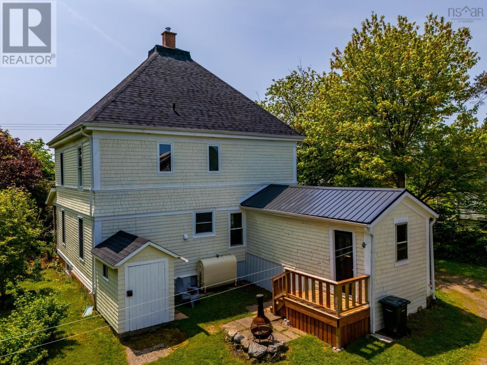 669 Main Street, Lawrencetown, Nova Scotia  B0S 1M0 - Photo 8 - 202513364