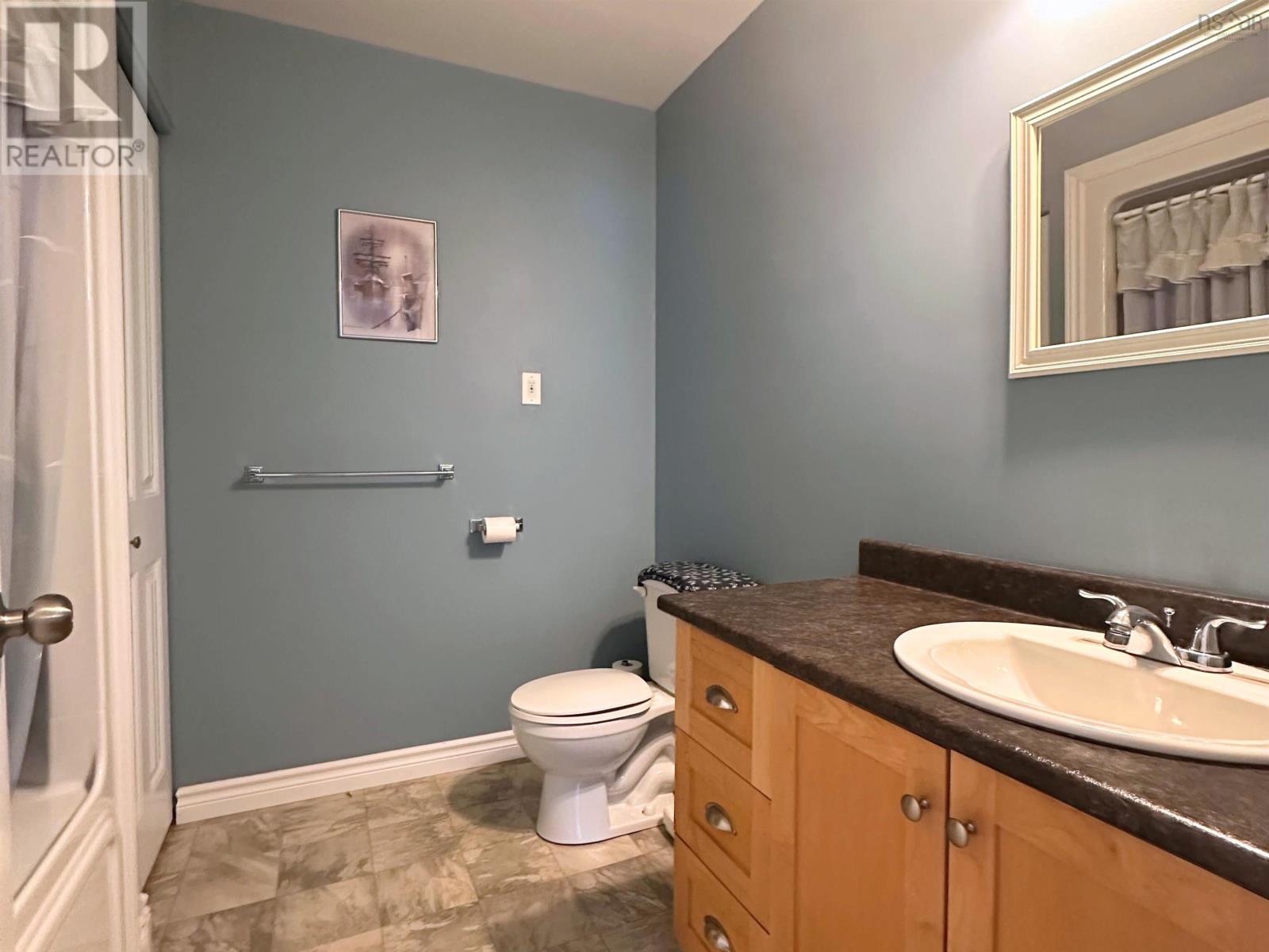 8 Dr Ernst Court, Bridgewater, Nova Scotia  B4V 9A3 - Photo 20 - 202516117