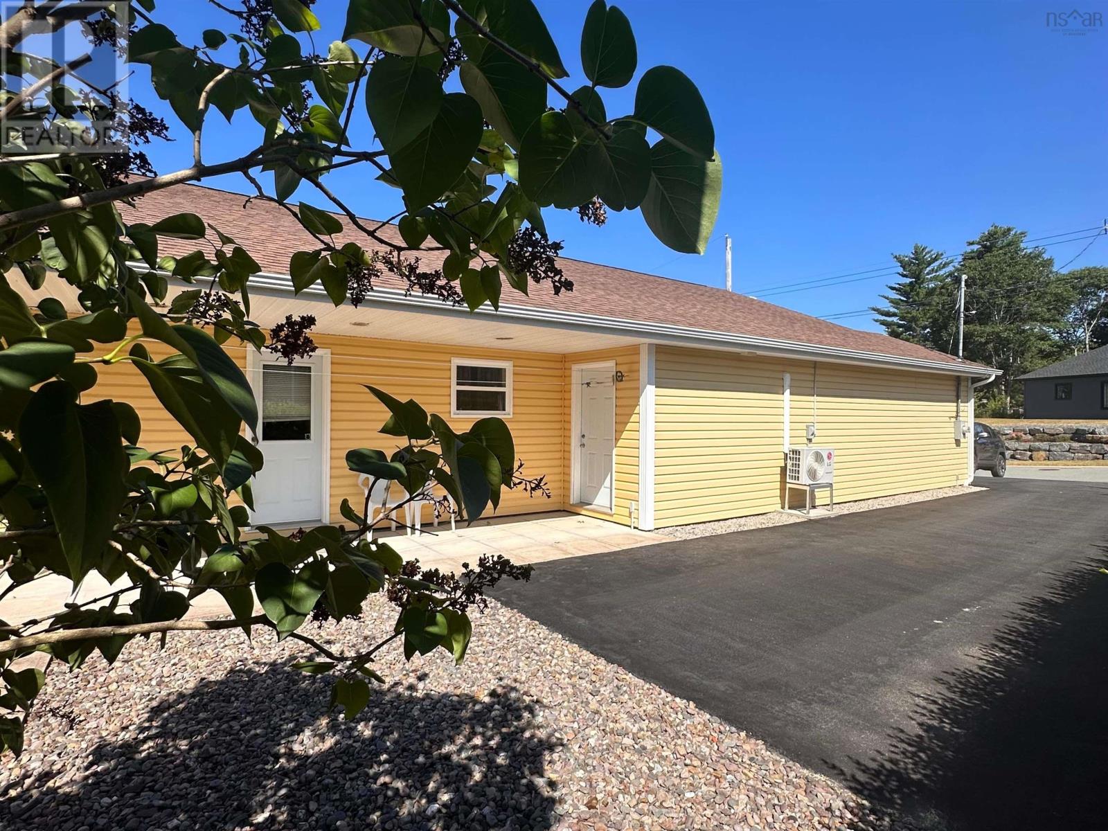8 Dr Ernst Court, Bridgewater, Nova Scotia  B4V 9A3 - Photo 28 - 202516117