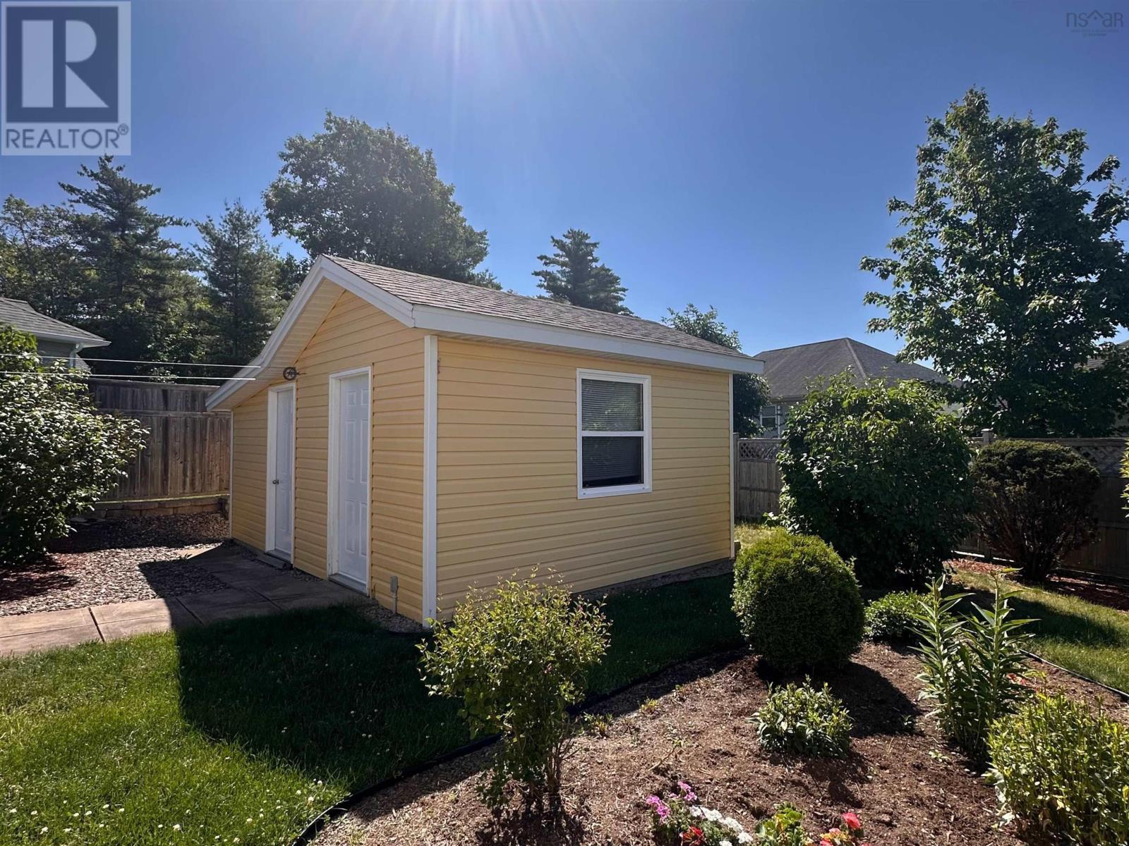 8 Dr Ernst Court, Bridgewater, Nova Scotia  B4V 9A3 - Photo 31 - 202516117