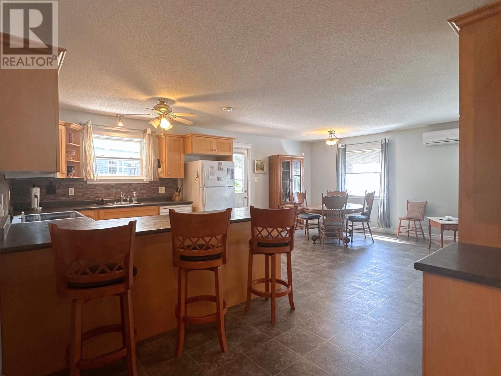8 Dr Ernst Court, Bridgewater, Nova Scotia  B4V 9A3 - Photo 15 - 202516117