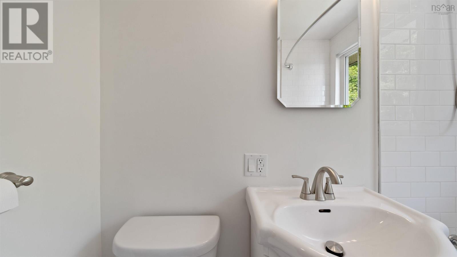 8/8a David Street, Dartmouth, Nova Scotia  B2X 1P6 - Photo 9 - 202518685