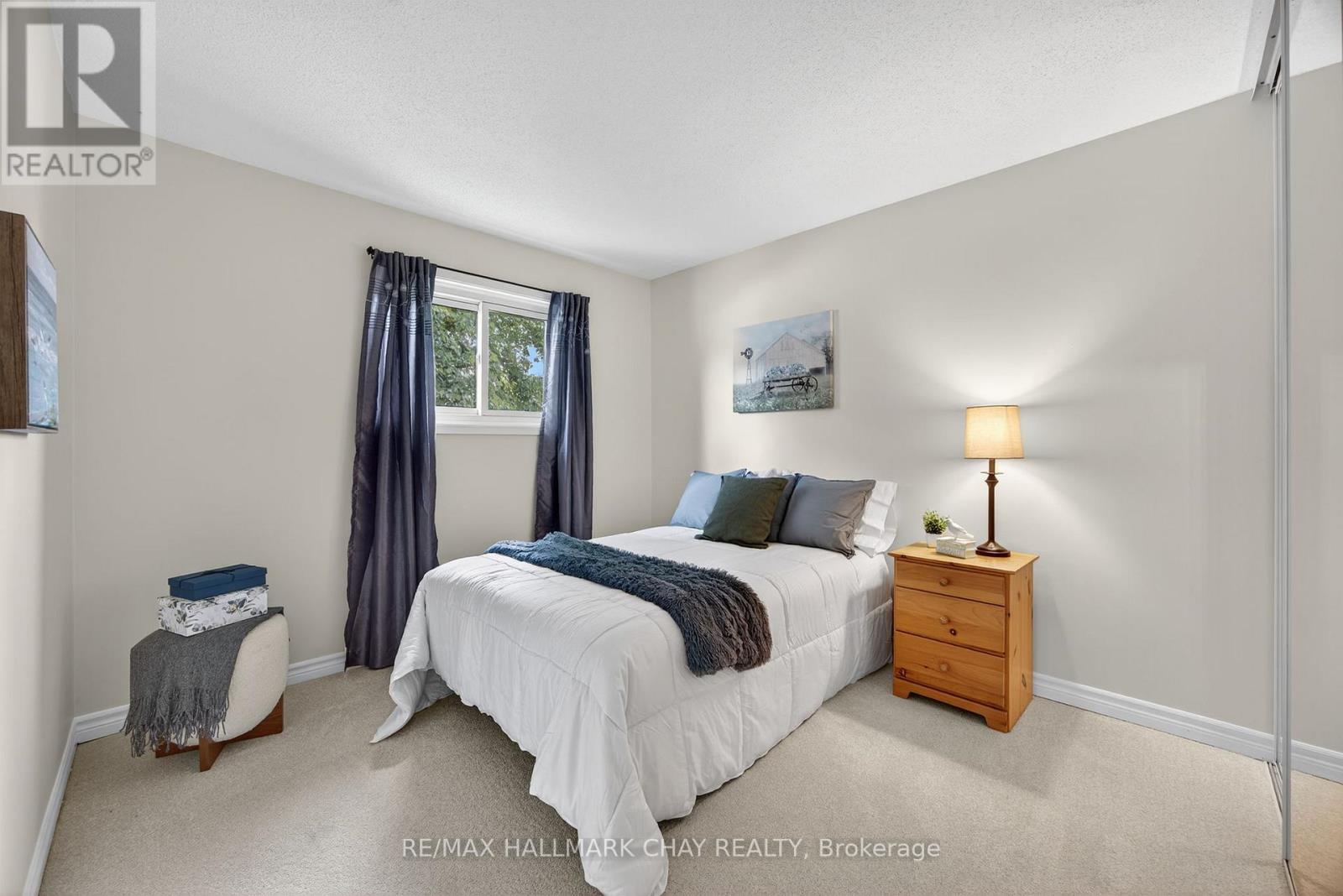 206 North Ridge Drive, Essa, Ontario  L0L 2N0 - Photo 19 - N12319016