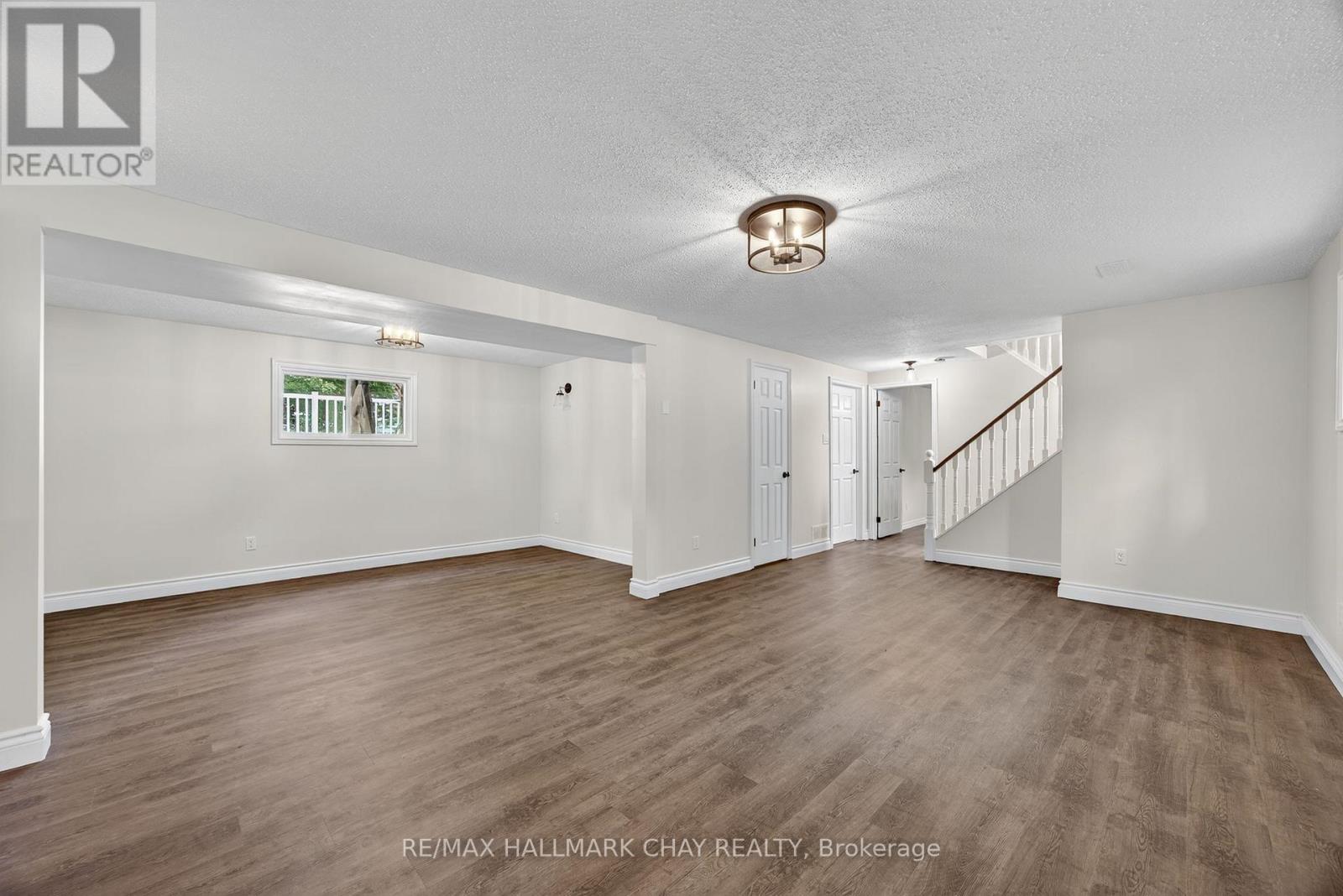 206 North Ridge Drive, Essa, Ontario  L0L 2N0 - Photo 28 - N12319016