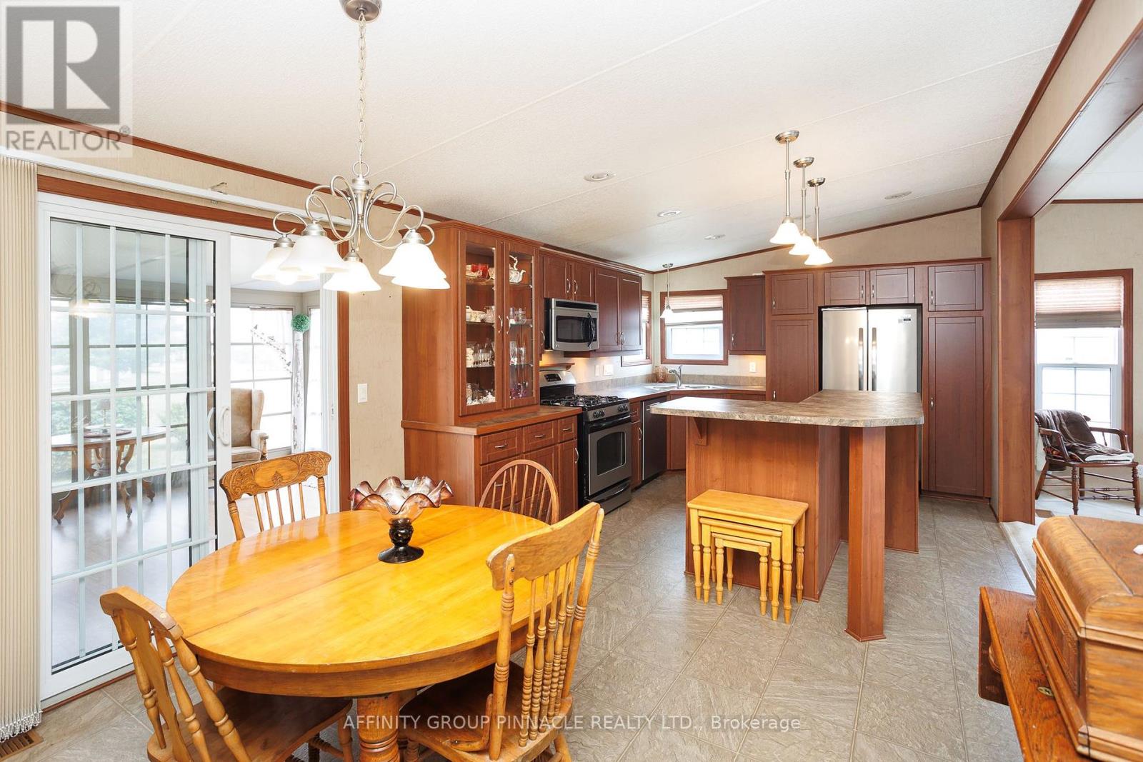 20 Creekside Circle, Kawartha Lakes, Ontario K0M 1L0 - Photo 15 - X12319073