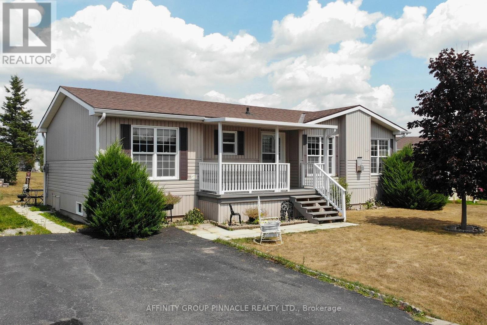 20 Creekside Circle, Kawartha Lakes, Ontario K0M 1L0 - Photo 7 - X12319073