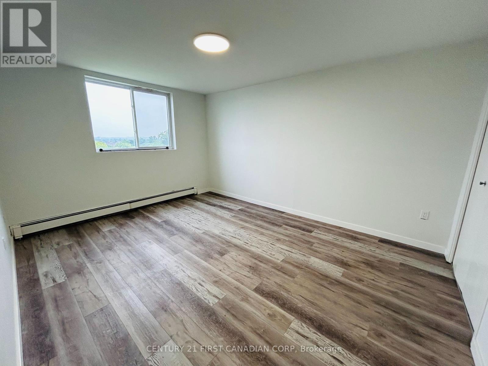 802 - 573 Mornington Avenue, London East, Ontario  N5Y 4T9 - Photo 12 - X12319048