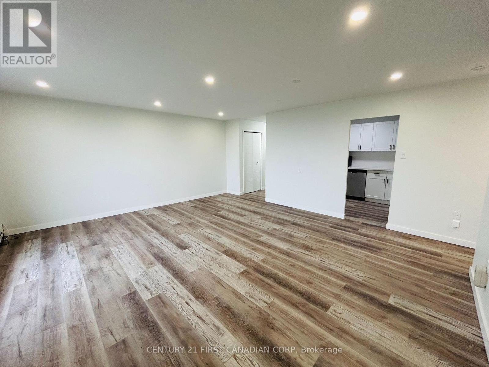 802 - 573 Mornington Avenue, London East, Ontario  N5Y 4T9 - Photo 8 - X12319048