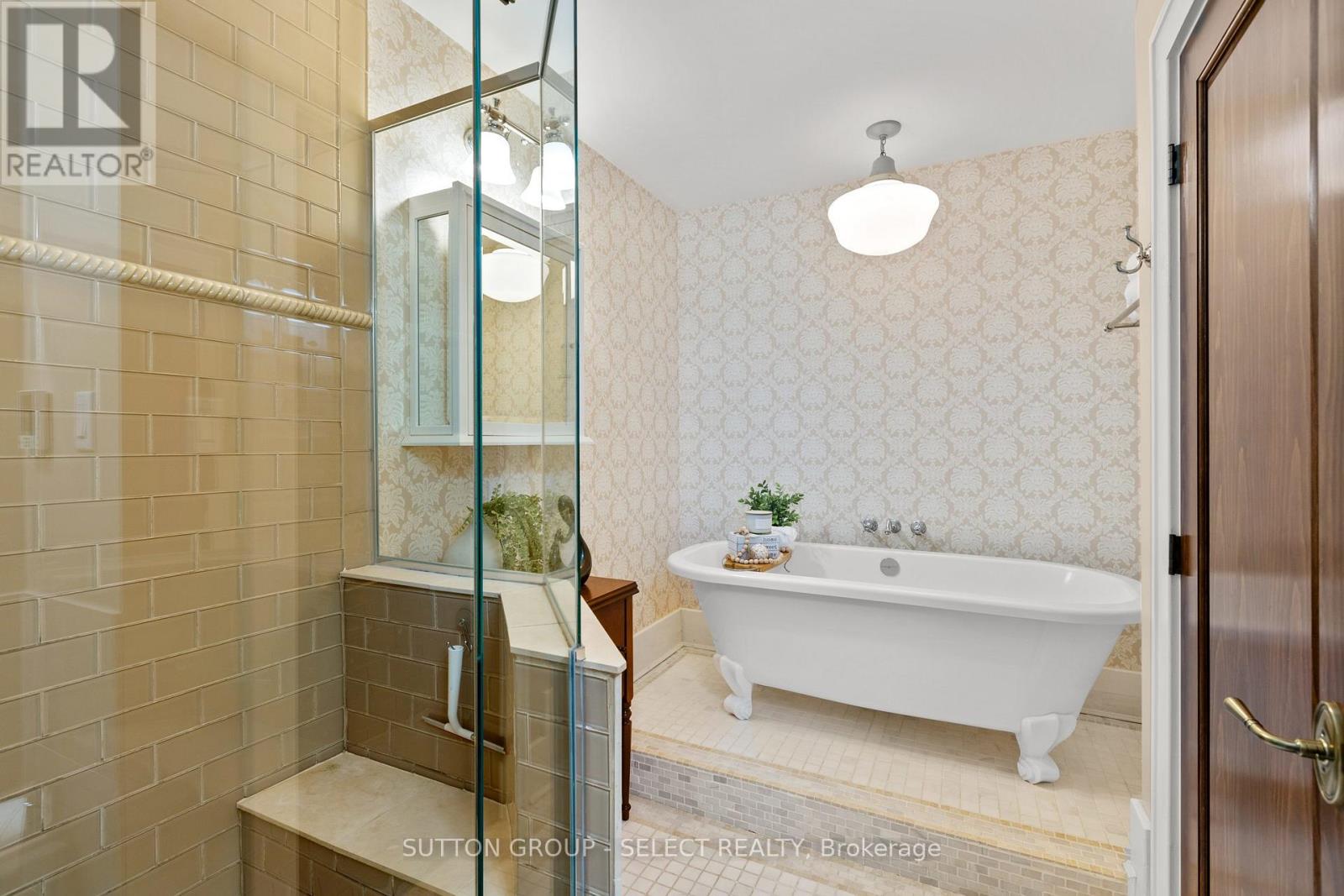 391 Regent Street, London East (East B), Ontario  N6A 2H7 - Photo 31 - X12319067