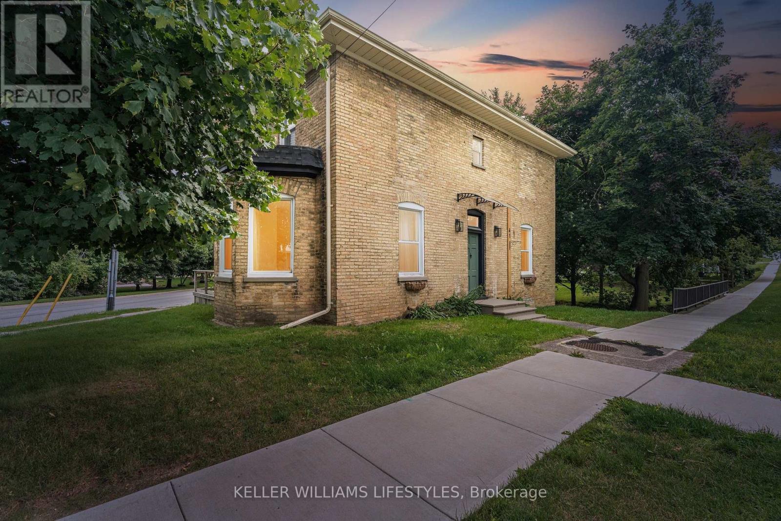 41 Broadway Street, Lambton Shores, Ontario  N0N 1J0 - Photo 1 - X12319088