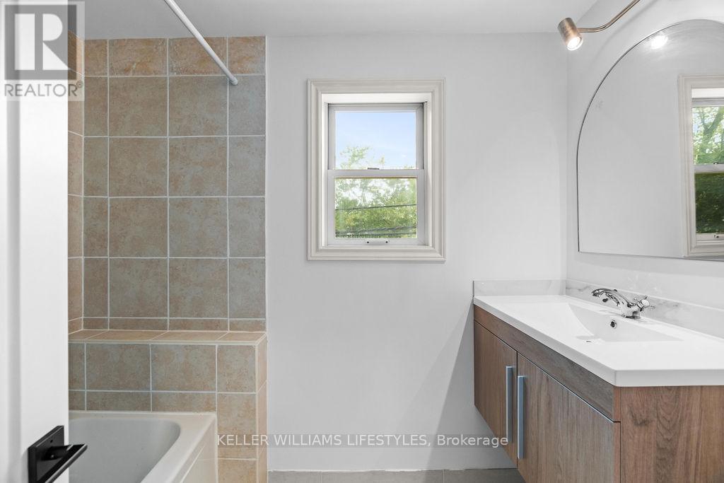 41 Broadway Street, Lambton Shores, Ontario  N0N 1J0 - Photo 31 - X12319088