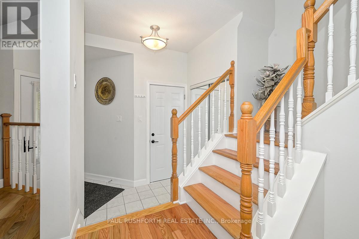 Property at 24 HIGHMONT COURT image 3