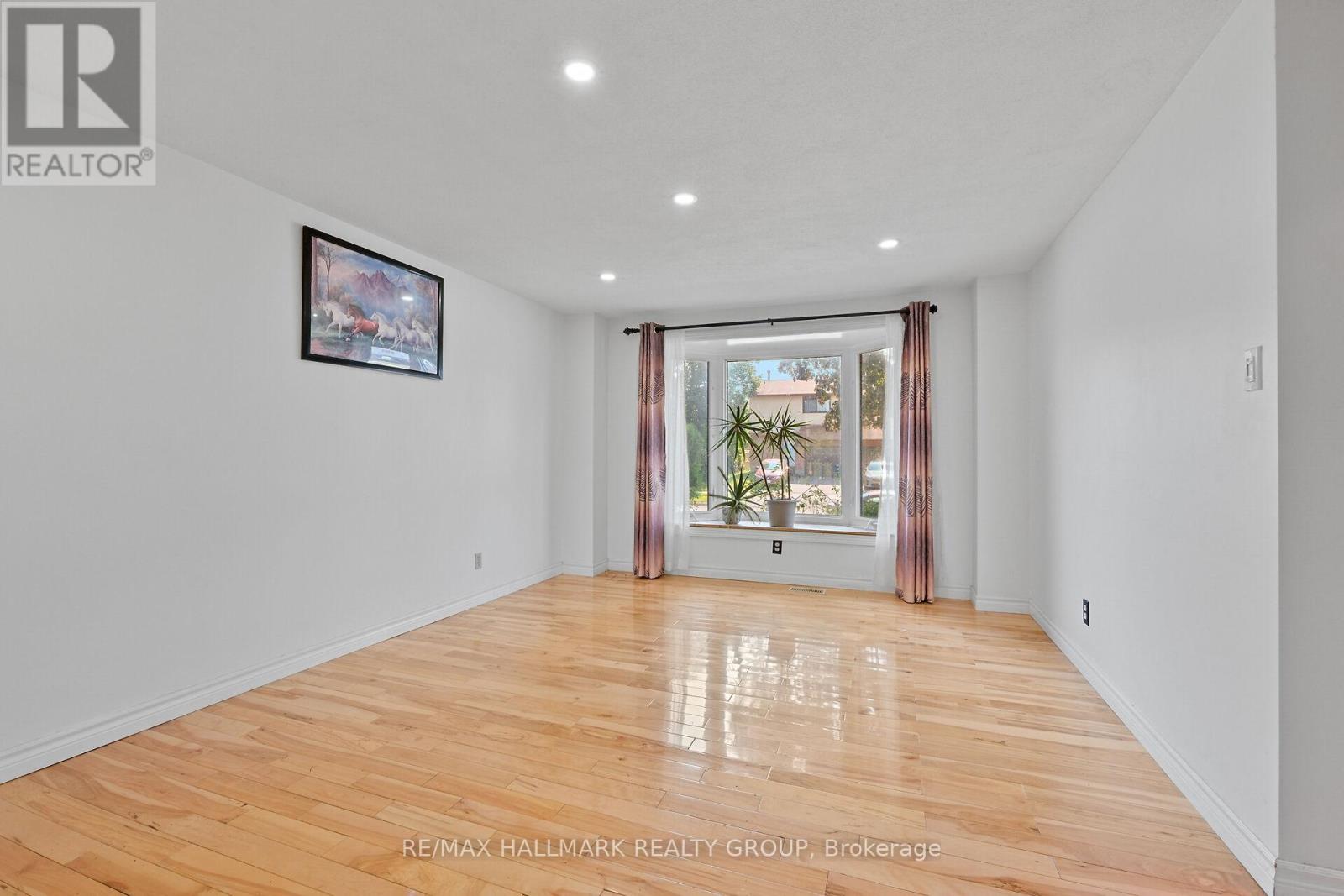 Property at 1089 BARWELL AVENUE image 5