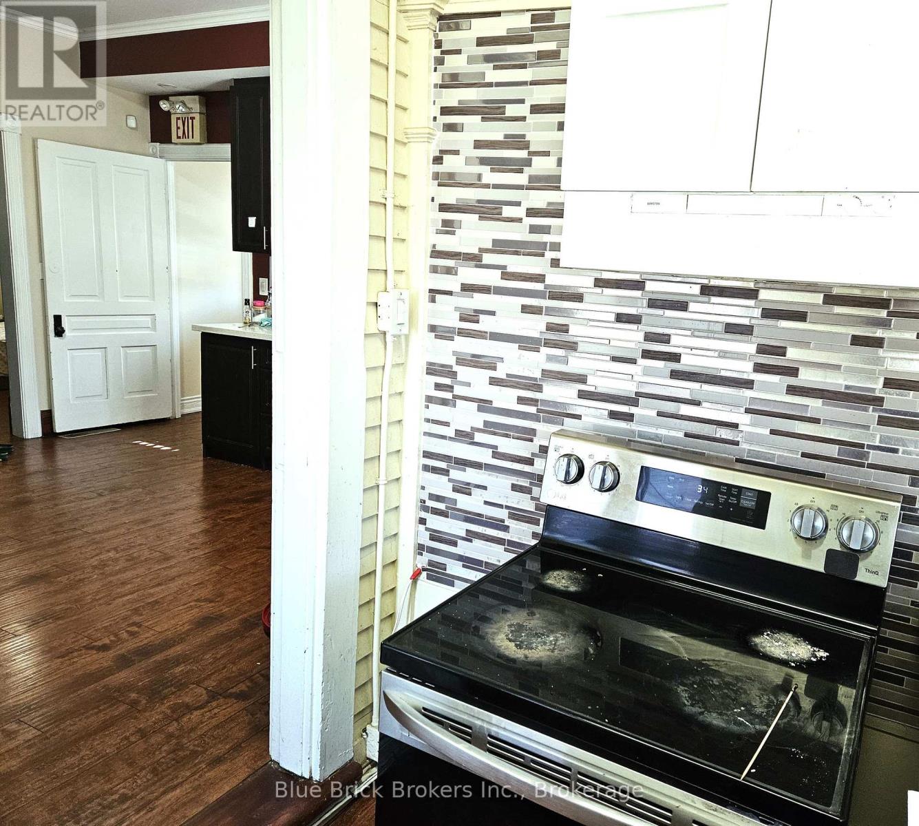 281 Main Street N, Brampton, Ontario  L6X 1N4 - Photo 10 - W12318972
