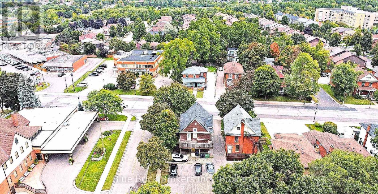 Property at 281 MAIN STREET N image 2