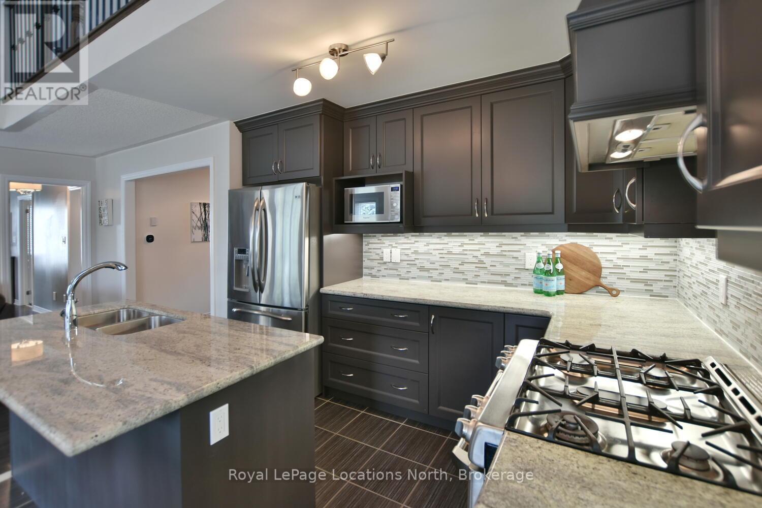 20 Leeward Circle, Wasaga Beach, Ontario  L9Z 0E9 - Photo 17 - S12319209