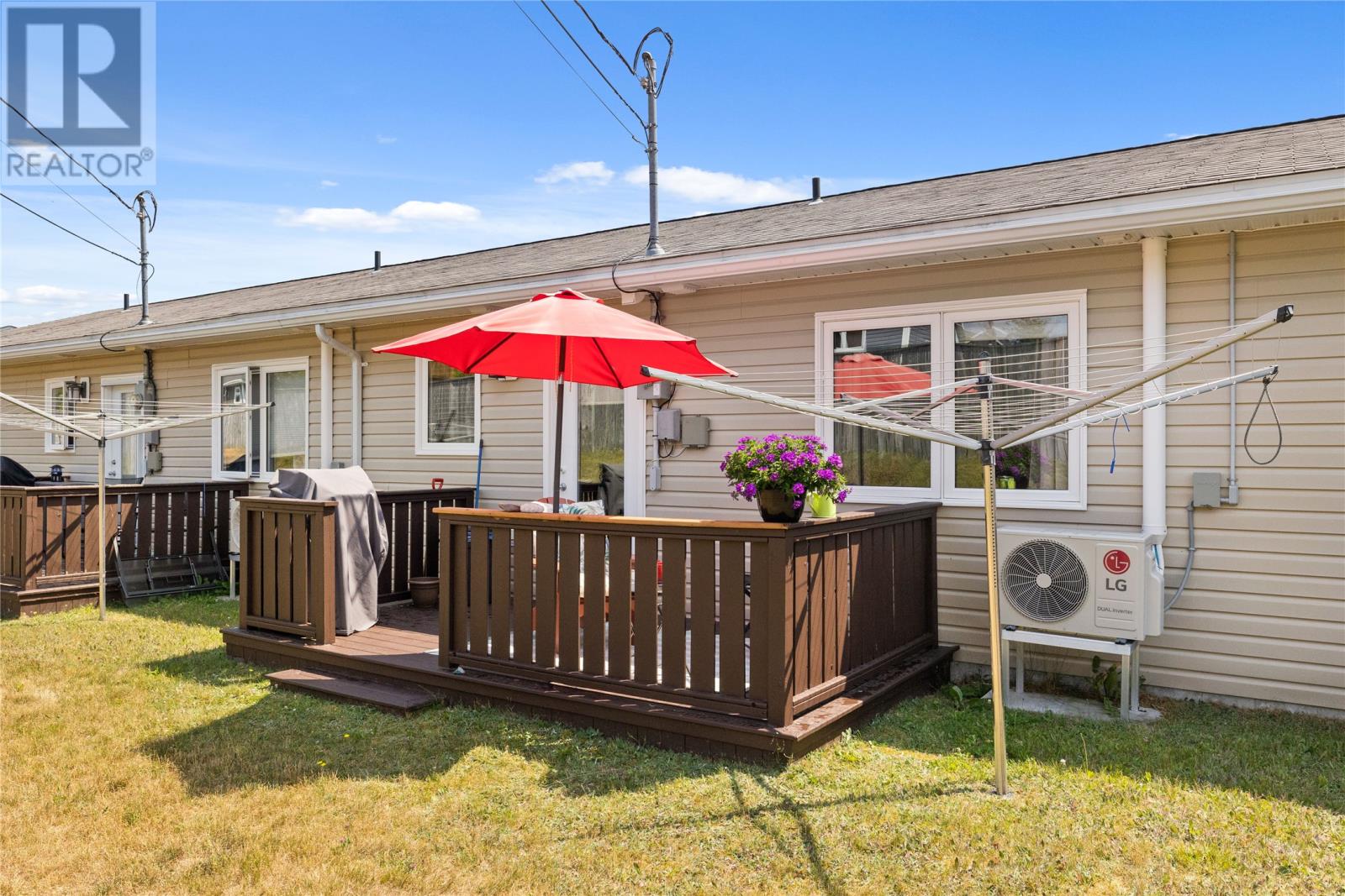 Property at 25 Michaelangelo Place image 3