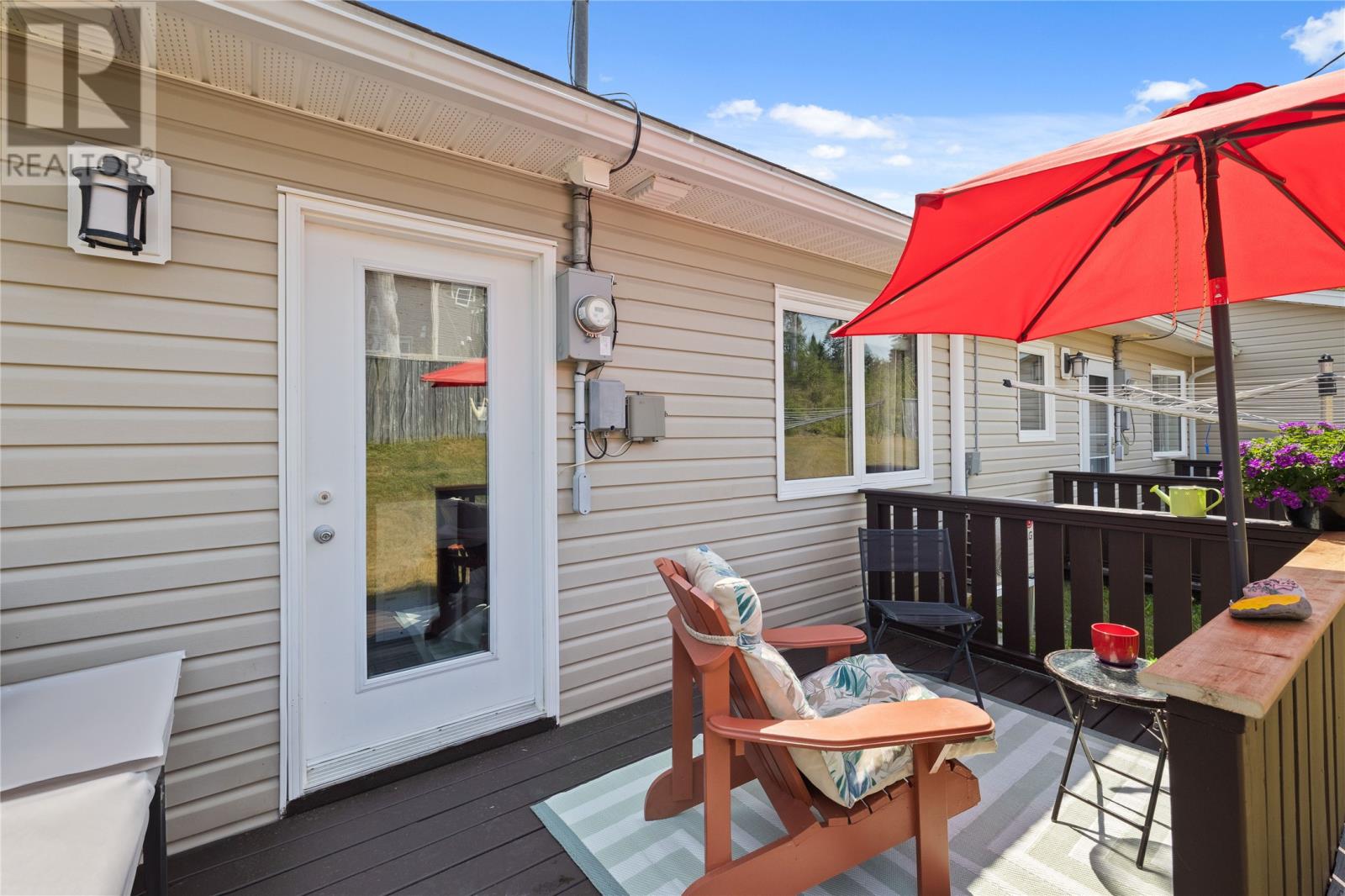 Property at 25 Michaelangelo Place image 4