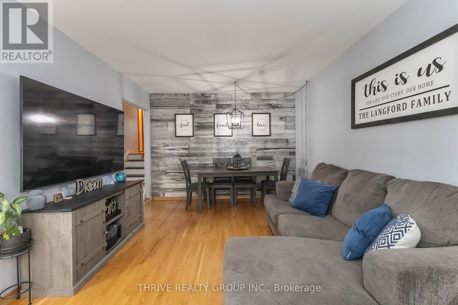 35 Surrey Crescent, London South, Ontario  N6E 1T7 - Photo 11 - X12319194