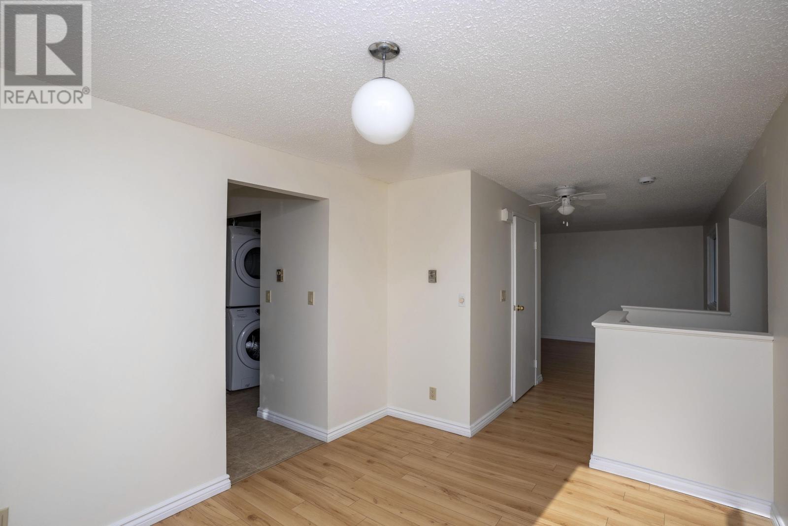 Property at 9 591 Beverly ST image 3