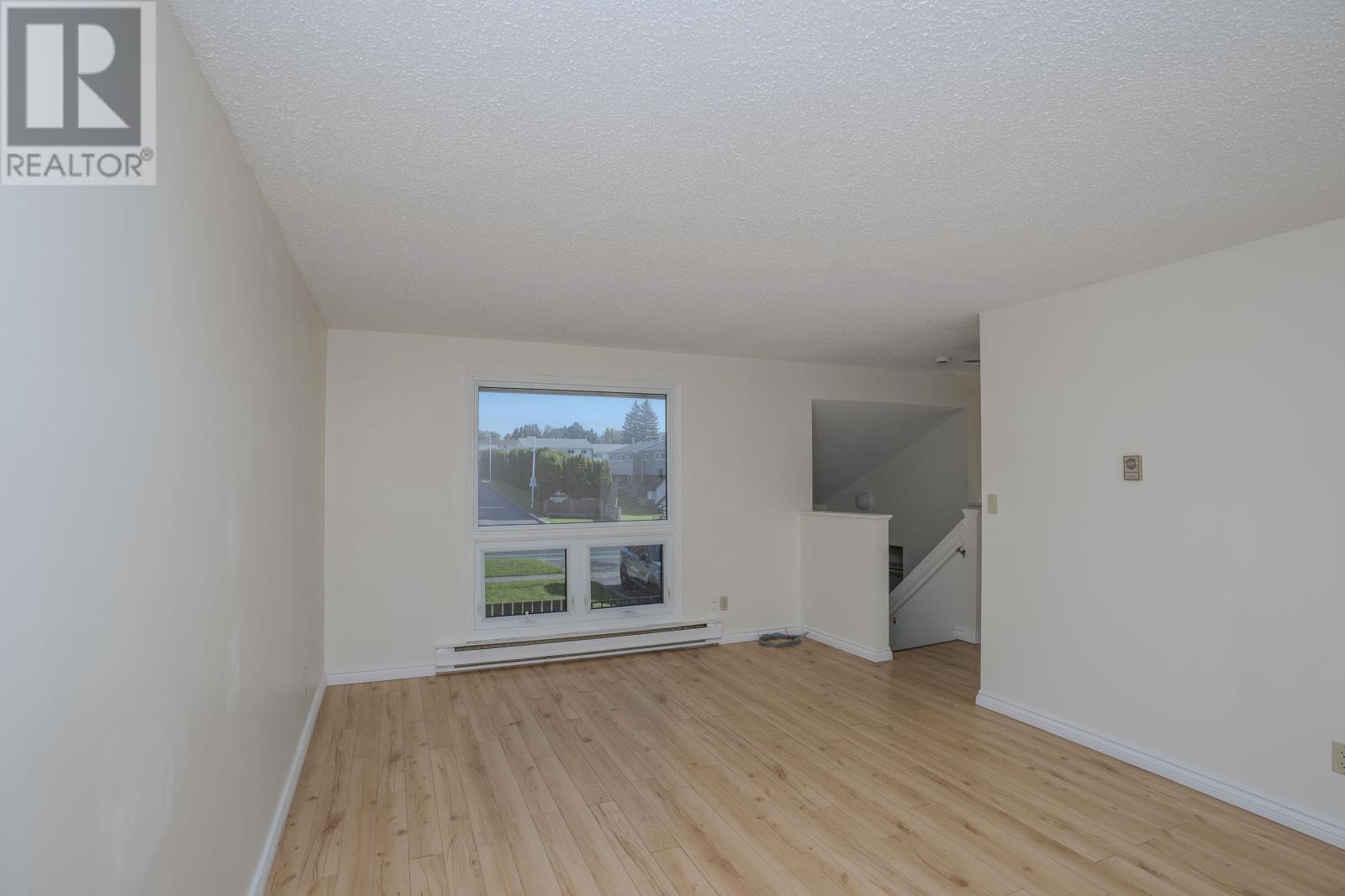 Property at 9 591 Beverly ST image 5