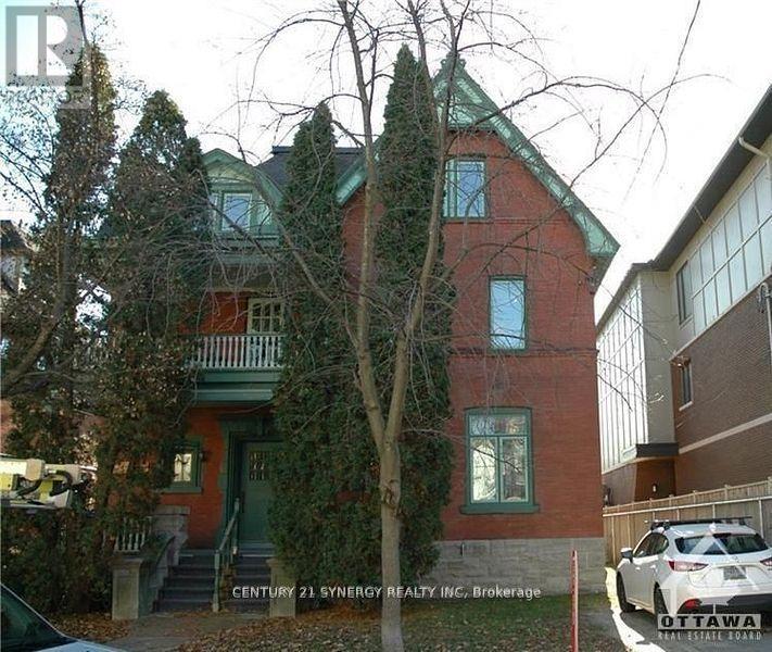 1A - 458 MACLAREN STREET, Ottawa, Ontario