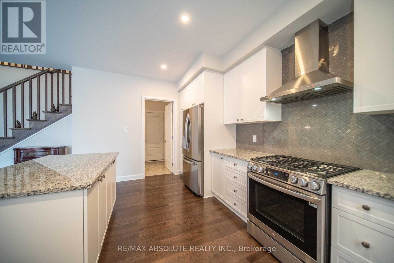668 Parkview Terrace, Russell, Ontario  K4R 0C7 - Photo 15 - X12319291