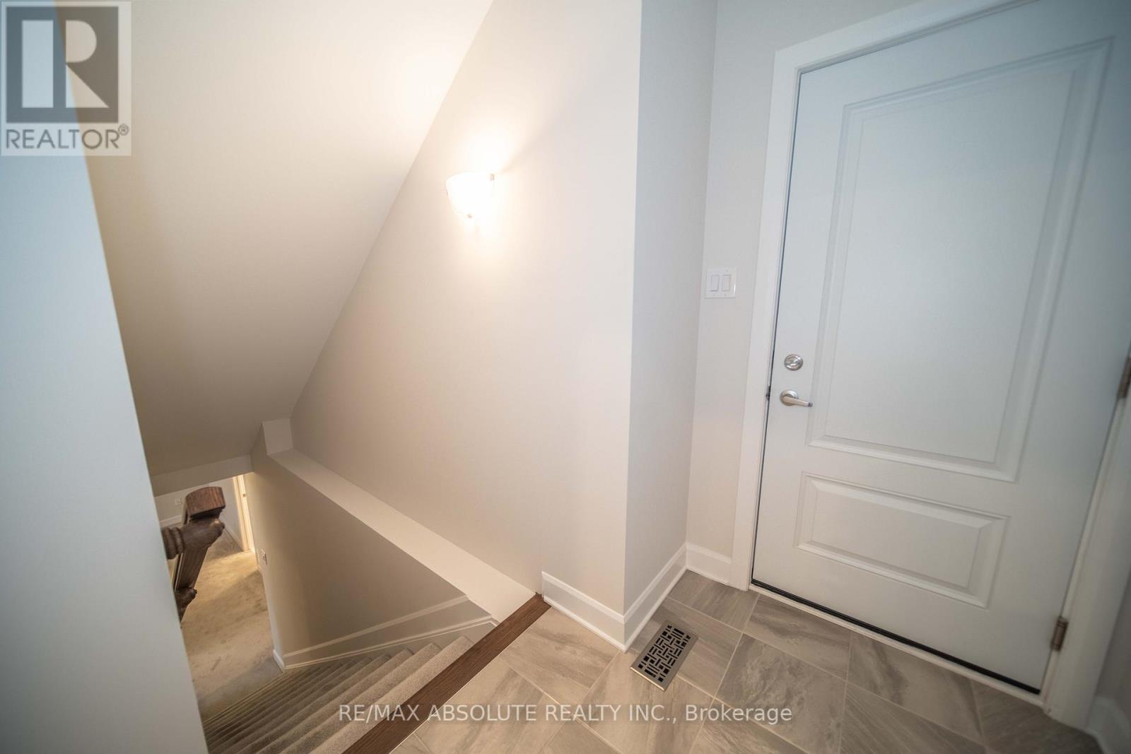 668 Parkview Terrace, Russell, Ontario  K4R 0C7 - Photo 27 - X12319291
