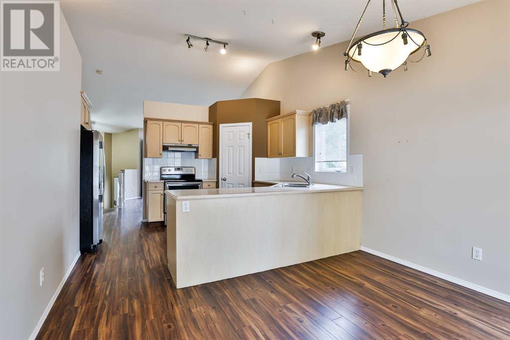 Property at 63 MT Alderson Crescent W image 5