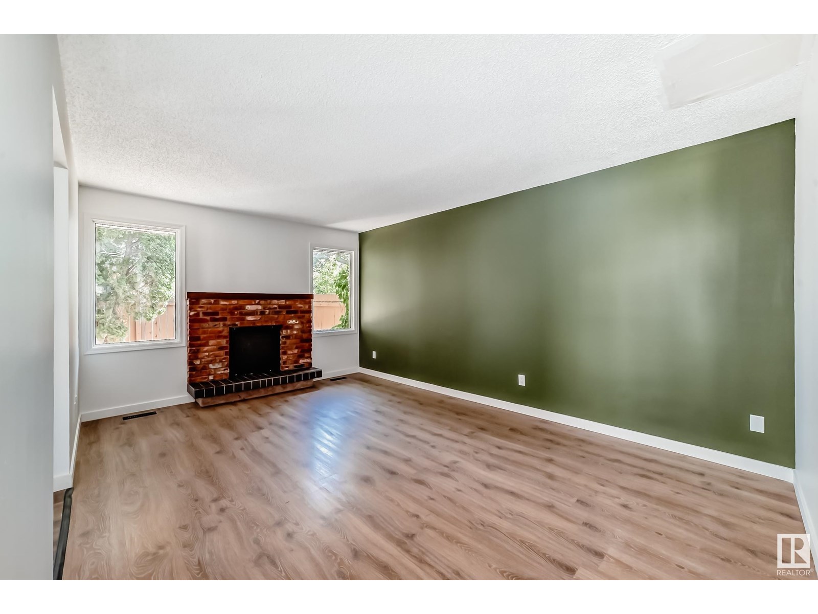 2369 139 Av Nw, Edmonton, Alberta  T5Y 1S1 - Photo 16 - E4450721