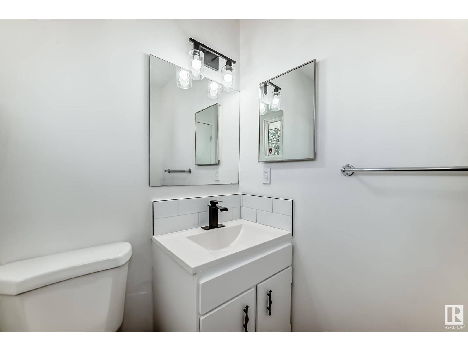 2369 139 Av Nw, Edmonton, Alberta  T5Y 1S1 - Photo 21 - E4450721