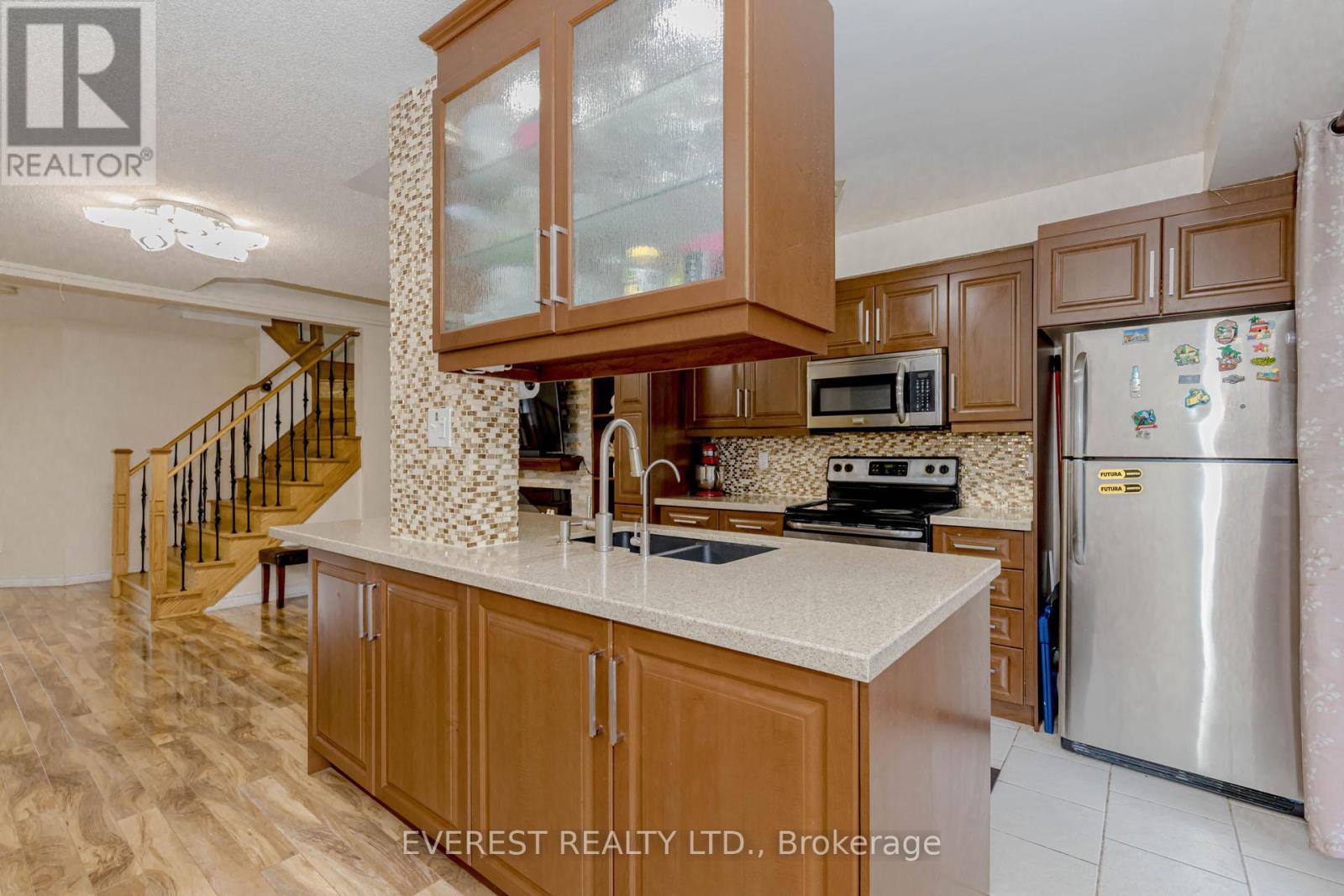 7688 Black Walnut Trail, Mississauga, Ontario  L5N 8A6 - Photo 13 - W12319099