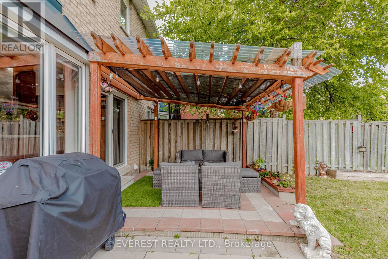 7688 Black Walnut Trail, Mississauga, Ontario  L5N 8A6 - Photo 28 - W12319099