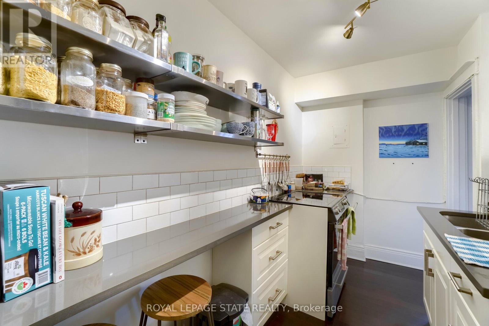 9 - 2 Vineland Avenue, Hamilton, Ontario  L8M 1R4 - Photo 11 - X12319092