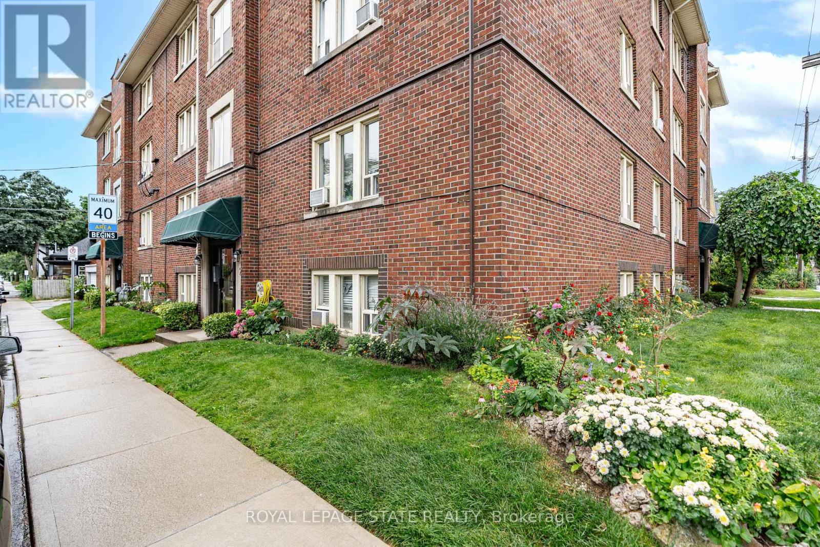 Property at 9 - 2 VINELAND AVENUE image 3