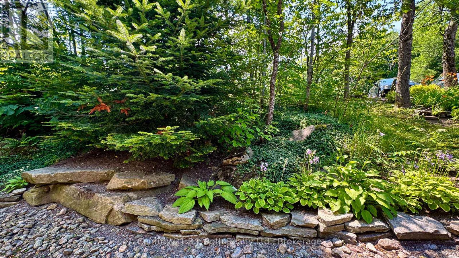 331 Grandview Hilltop Drive, Huntsville (Chaffey), Ontario  P1H 2J5 - Photo 24 - X12319213