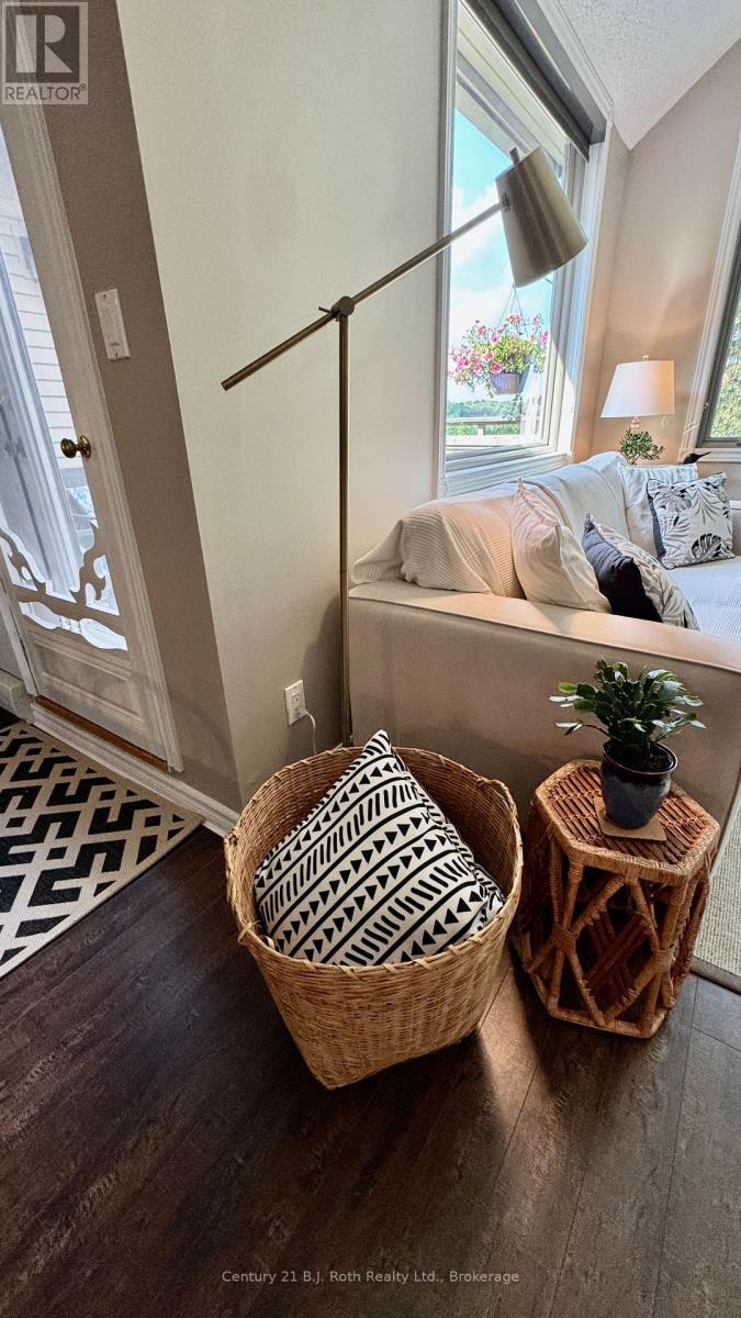 331 Grandview Hilltop Drive, Huntsville (Chaffey), Ontario  P1H 2J5 - Photo 22 - X12319213