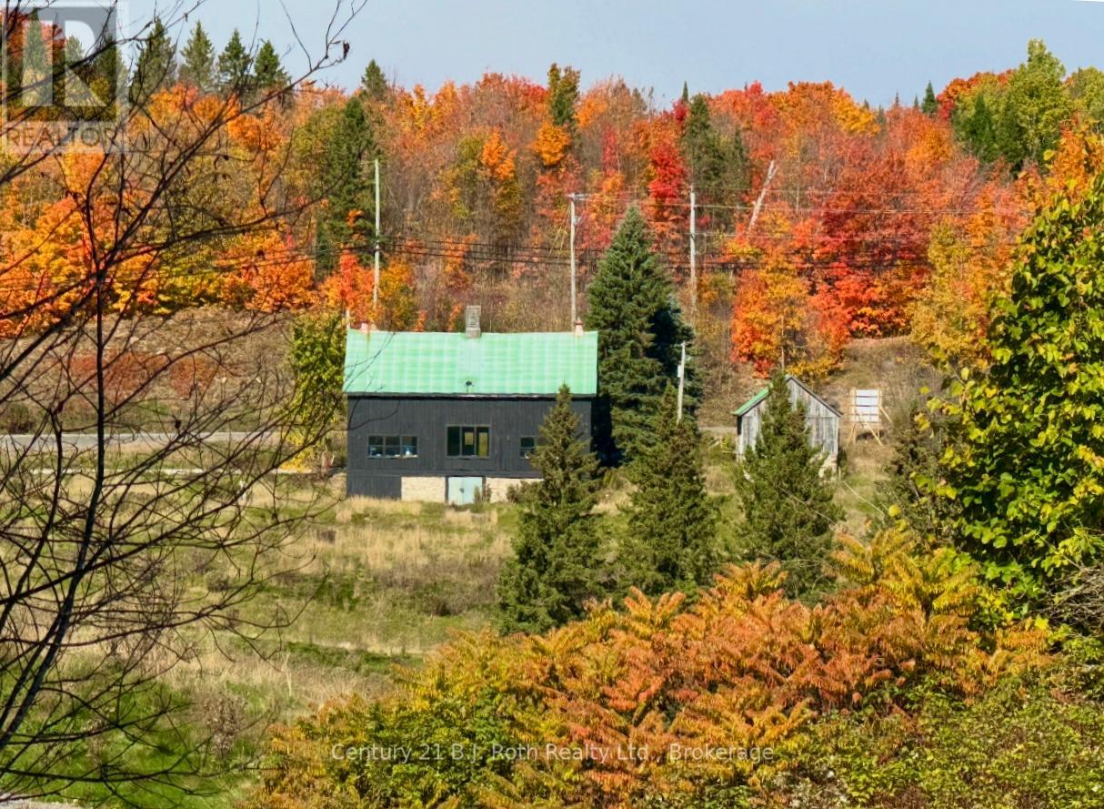 331 Grandview Hilltop Drive, Huntsville (Chaffey), Ontario  P1H 2J5 - Photo 40 - X12319213