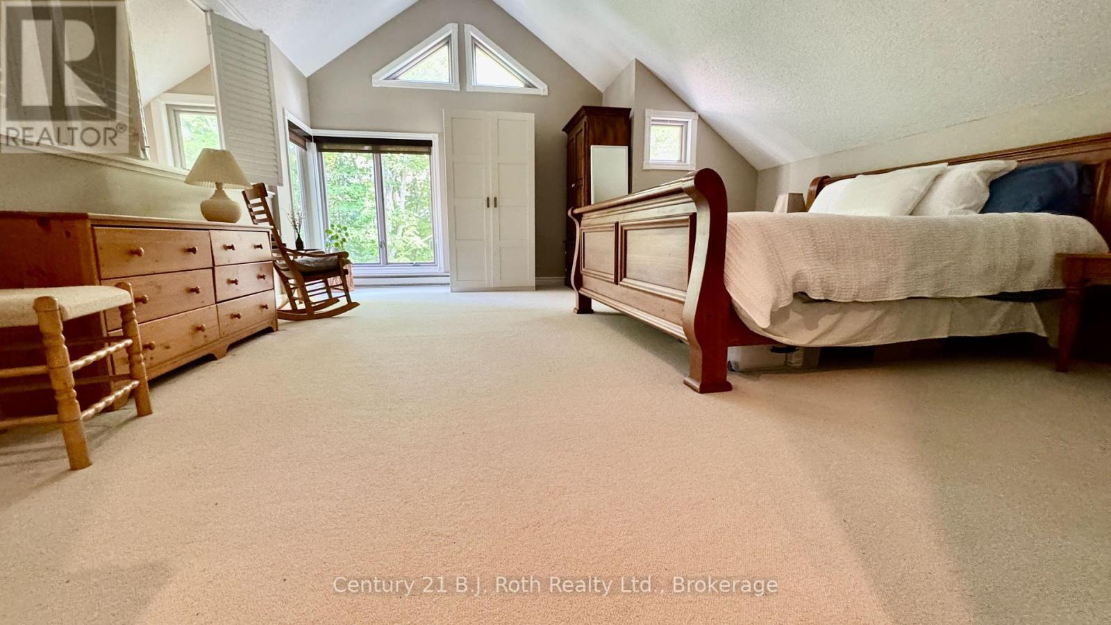 331 Grandview Hilltop Drive, Huntsville (Chaffey), Ontario  P1H 2J5 - Photo 19 - X12319213