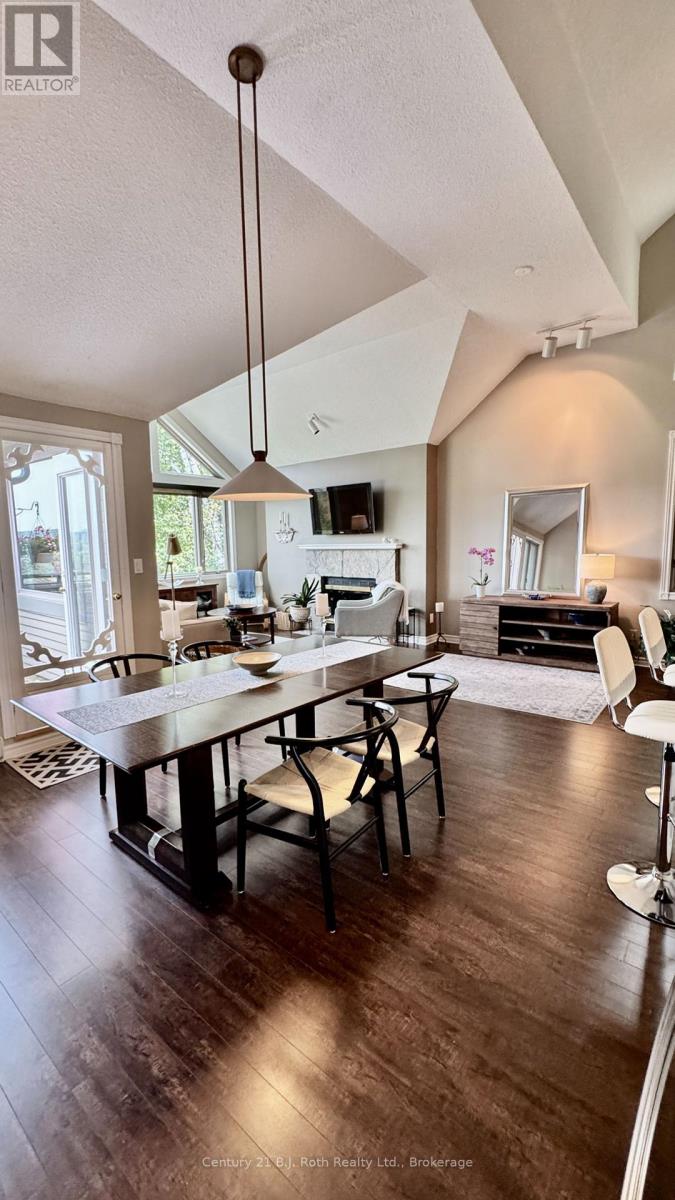 331 Grandview Hilltop Drive, Huntsville (Chaffey), Ontario  P1H 2J5 - Photo 6 - X12319213