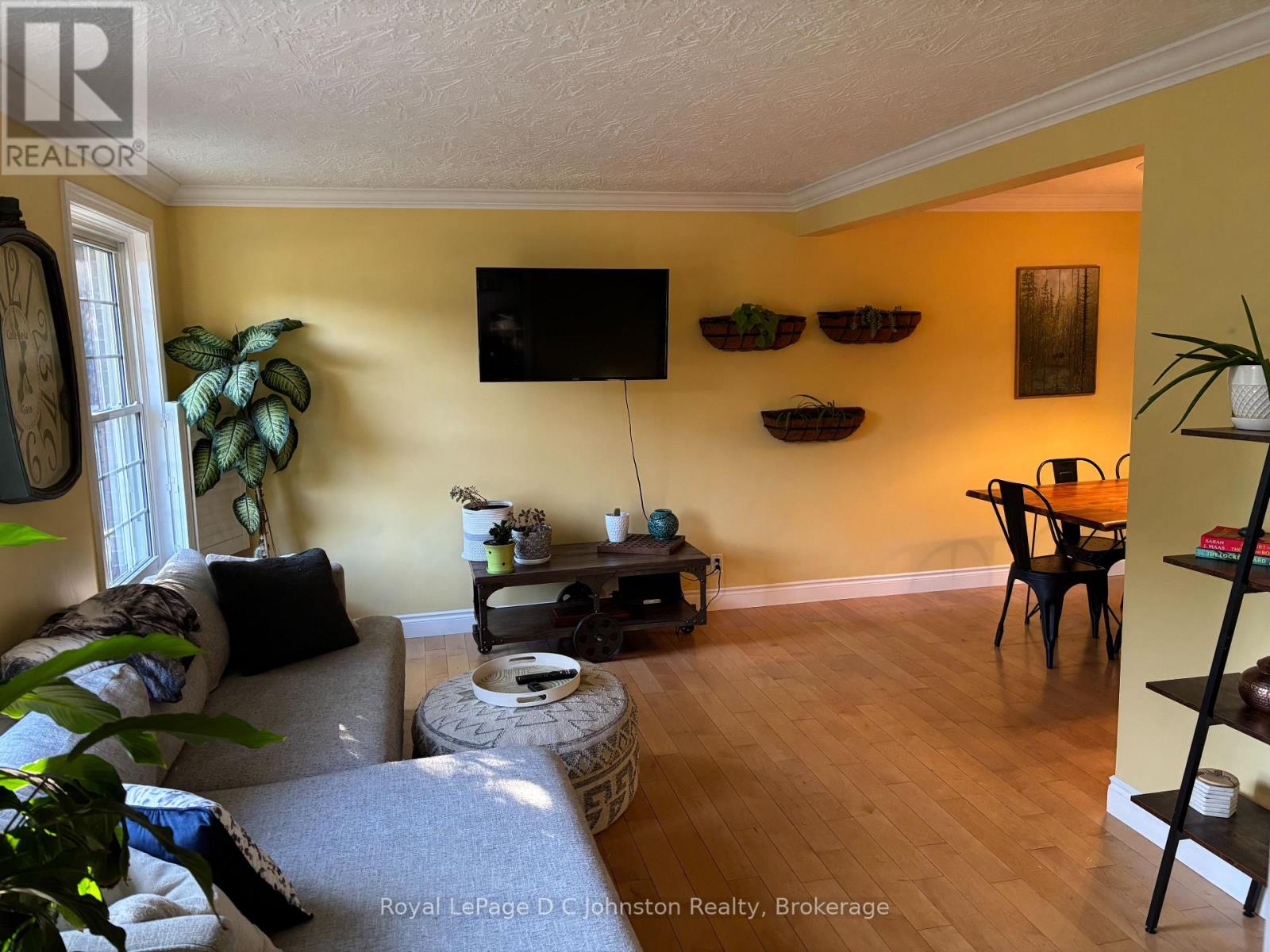 431 Thede Drive, Saugeen Shores, Ontario  N0H 2C4 - Photo 11 - X12319230