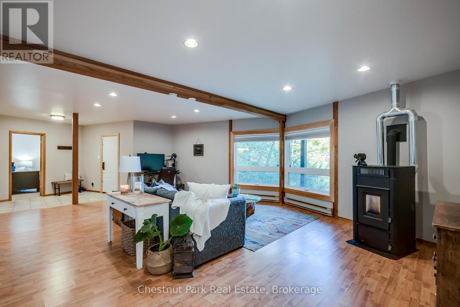 1033 Point Ideal Road, Lake Of Bays, Ontario  P0A 1H0 - Photo 25 - X12319235