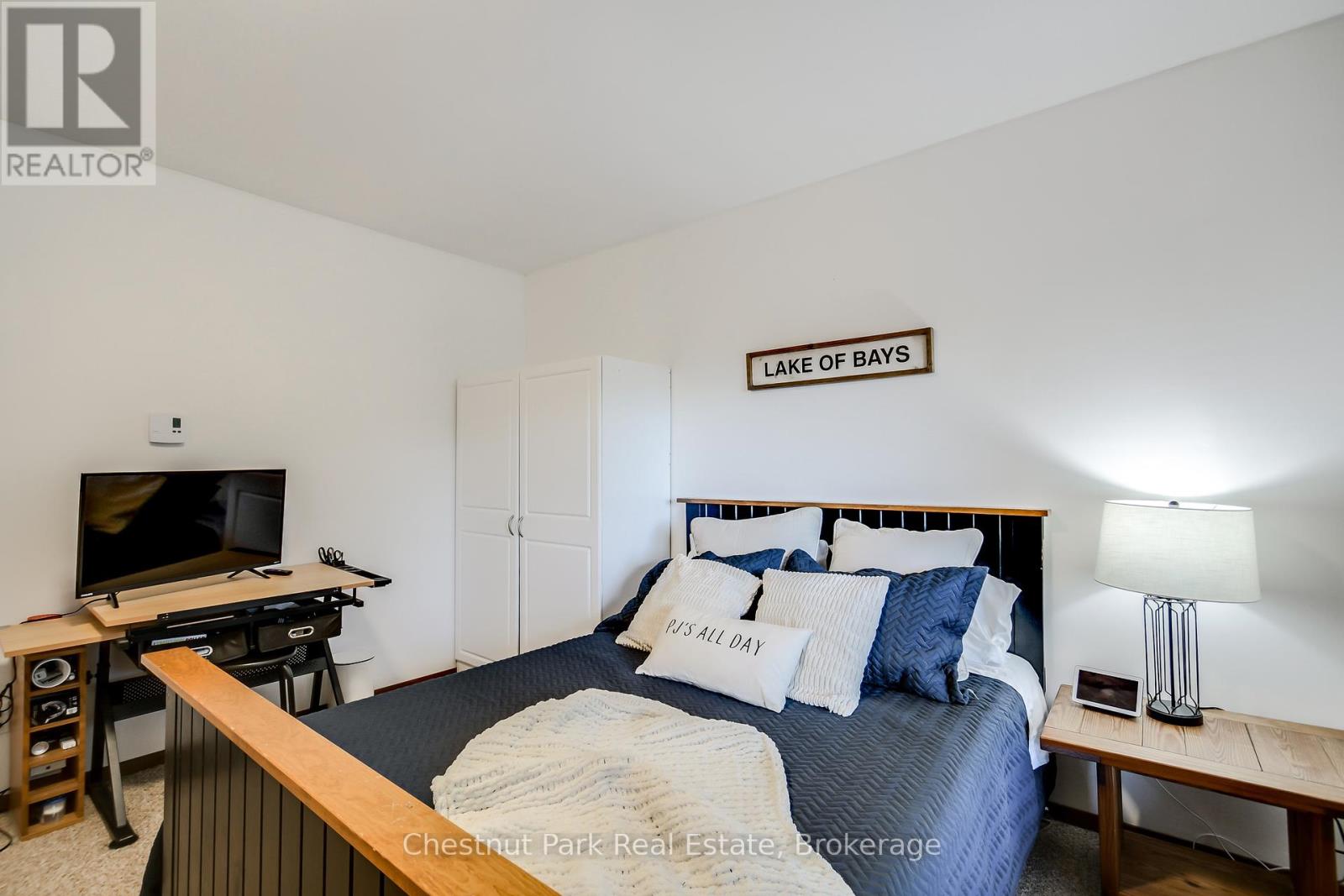 1033 Point Ideal Road, Lake Of Bays, Ontario  P0A 1H0 - Photo 28 - X12319235