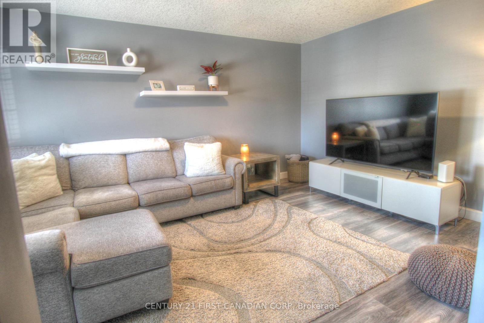 23 - 1920 Marconi Boulevard, London East, Ontario  N5V 4X8 - Photo 7 - X12315652