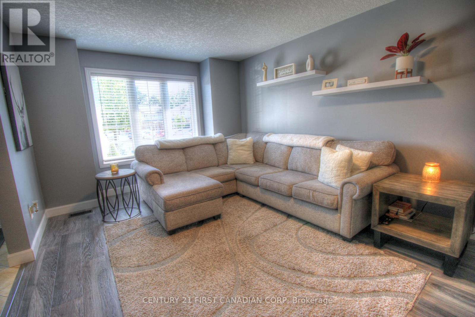 23 - 1920 Marconi Boulevard, London East, Ontario  N5V 4X8 - Photo 8 - X12315652