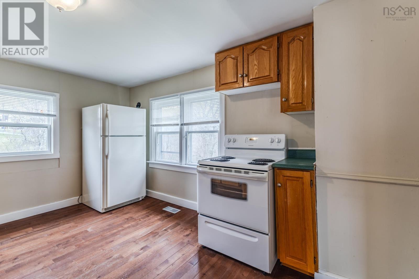 48 Adams Street, Truro, Nova Scotia  B2N 2N9 - Photo 11 - 202509862